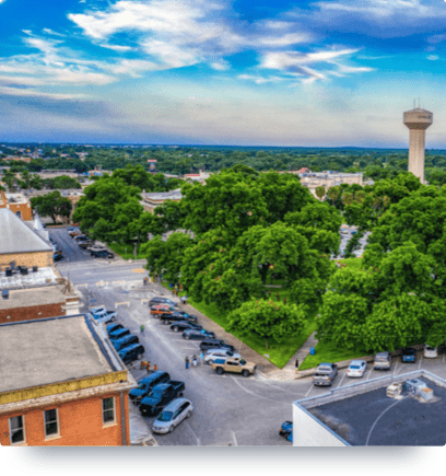 The center of Uvalde, Texas